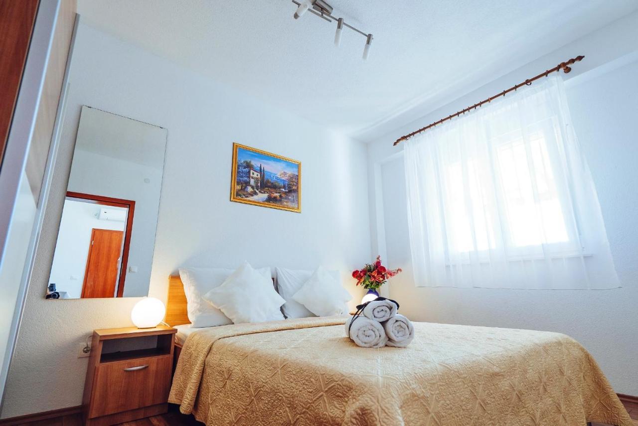 Apartmani Simundic Trogir Exterior photo