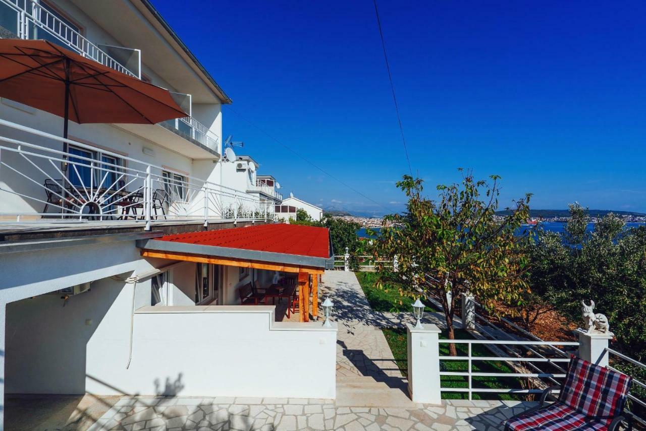 Apartmani Simundic Trogir Exterior photo